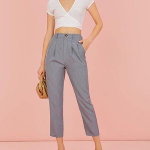 SHEIN Zipper Fly Fold Pleated Cropped Pants